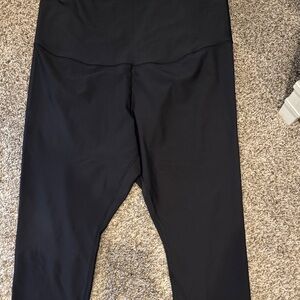 Old Navy Black Maternity Active Leggings